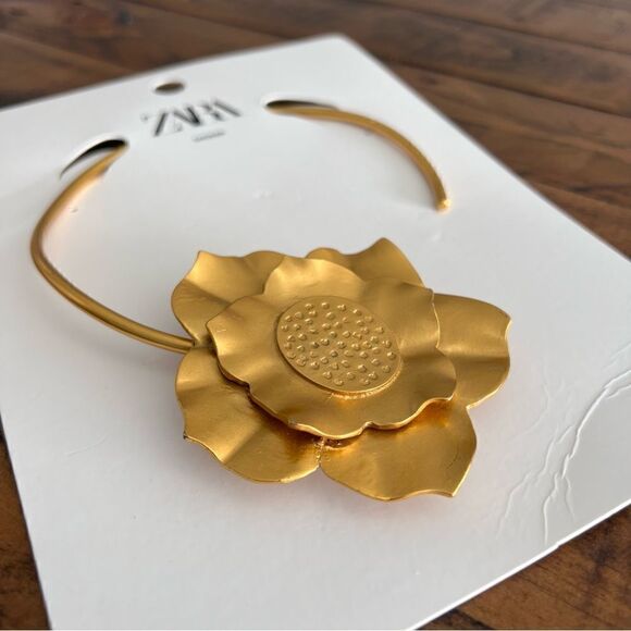 ZARA Accessories Gold Chunky Chain Necklace Flower Choker - Picture 2 of 3